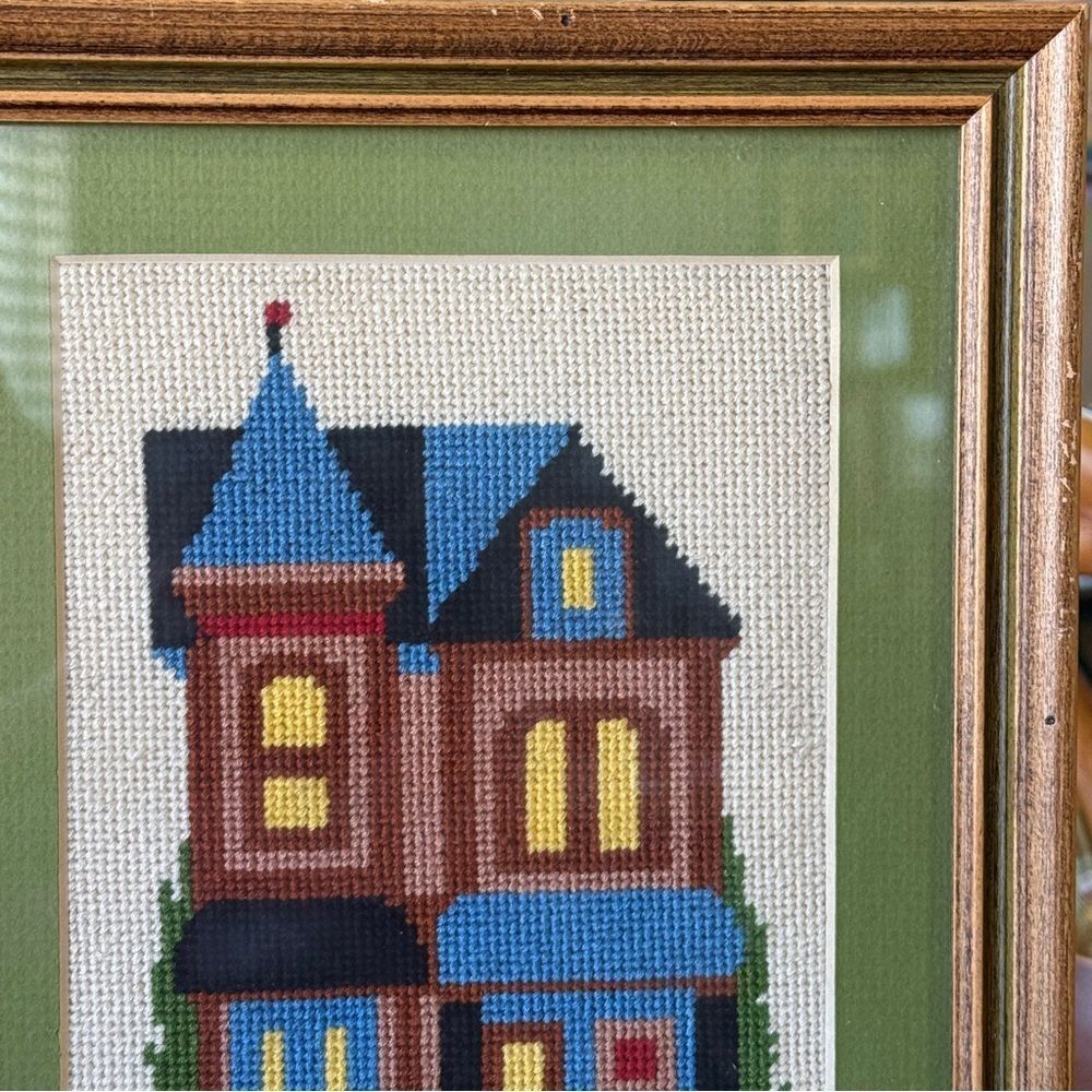 Vintage 70’s Framed Needlepoint House Art With Green Mat inside Brown Wood Frame - Picture 4 of 15